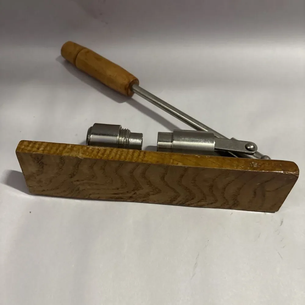 Vintage REED'S ROCKET NUT CRACKER